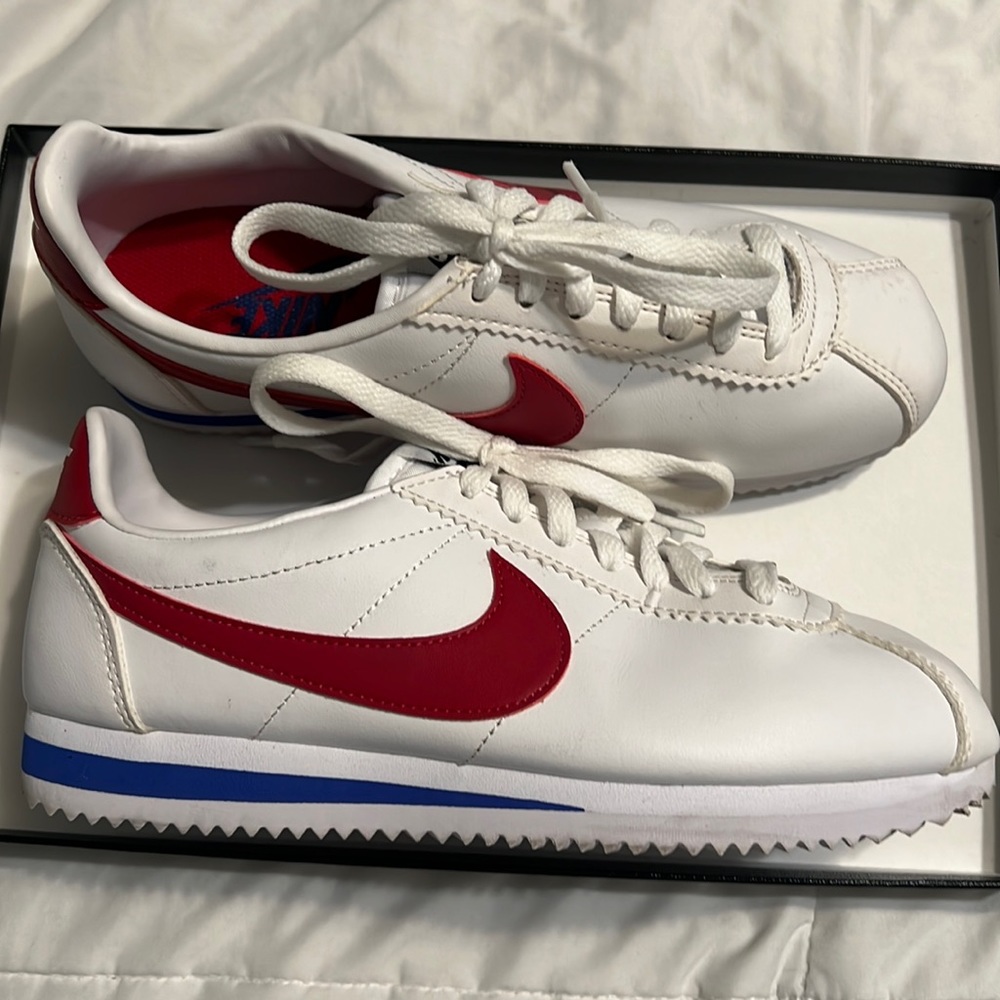 Nike old style